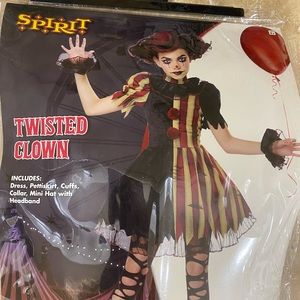 Twisted Clown Costume size M8/10 with plastic knife
